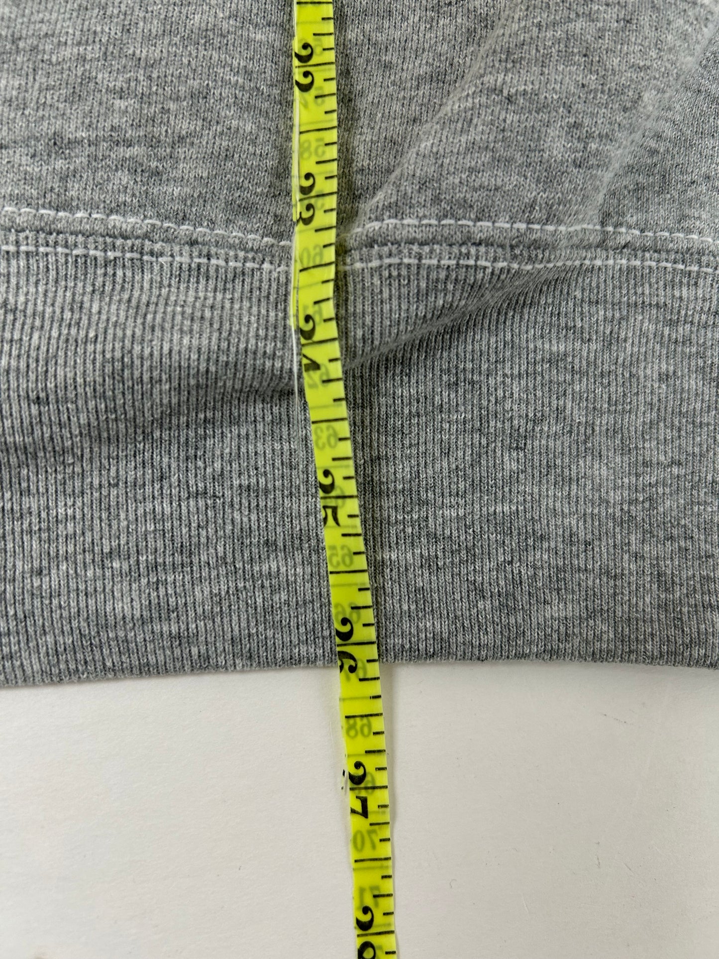 Vintage 1997 Pro Player New York Giants NFL Crewneck Sweatshirt Small/Medium Fit 21.5x26.25 Inches