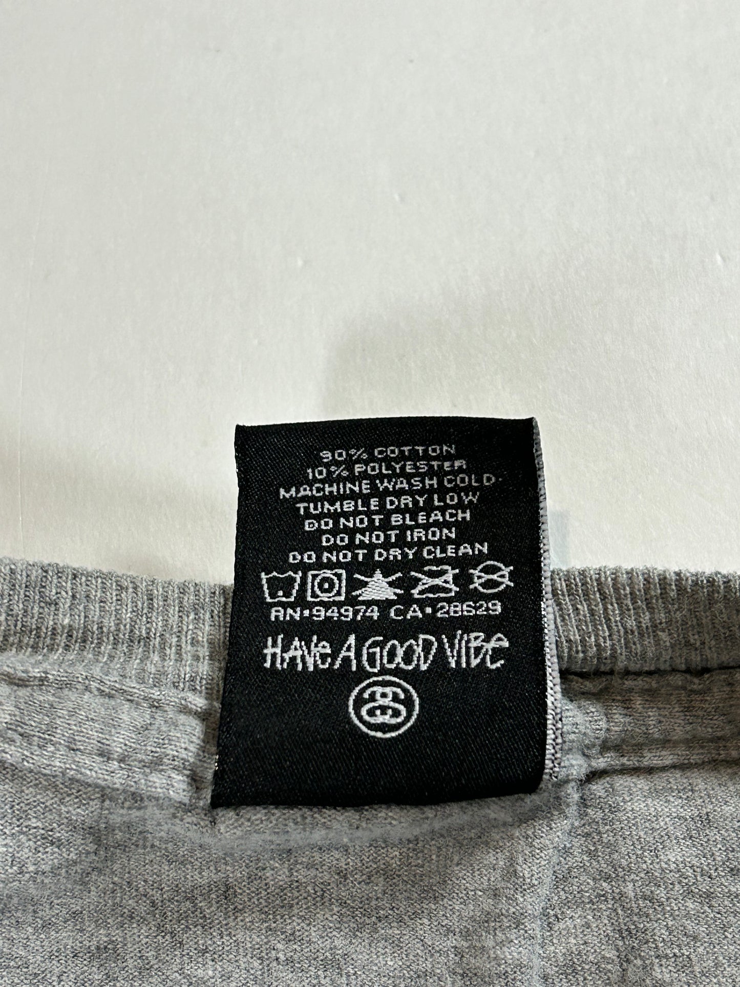 Stussy Worldwide Girls Graphic Pin Up Girls Graphic T-shirt Men Large 22.5x29.75 Inches Stüssy Gray 2000s