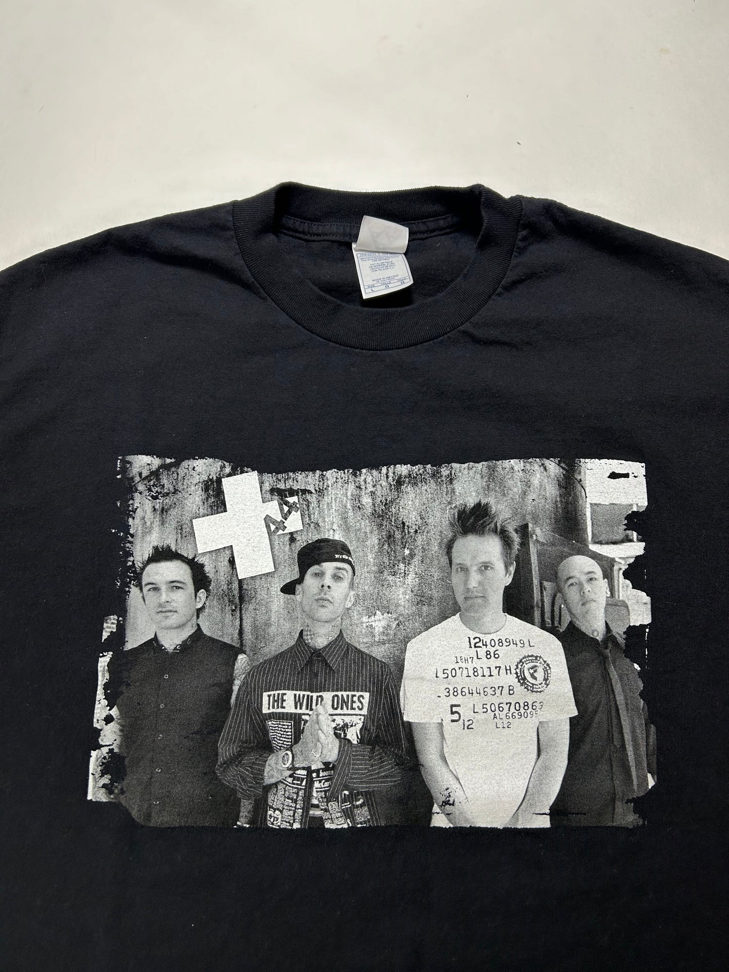 Vintage +44 North American Tour 2007 Music Band Tee Mark Hoppus Travis Barker Large 21.5x30.25 Inches