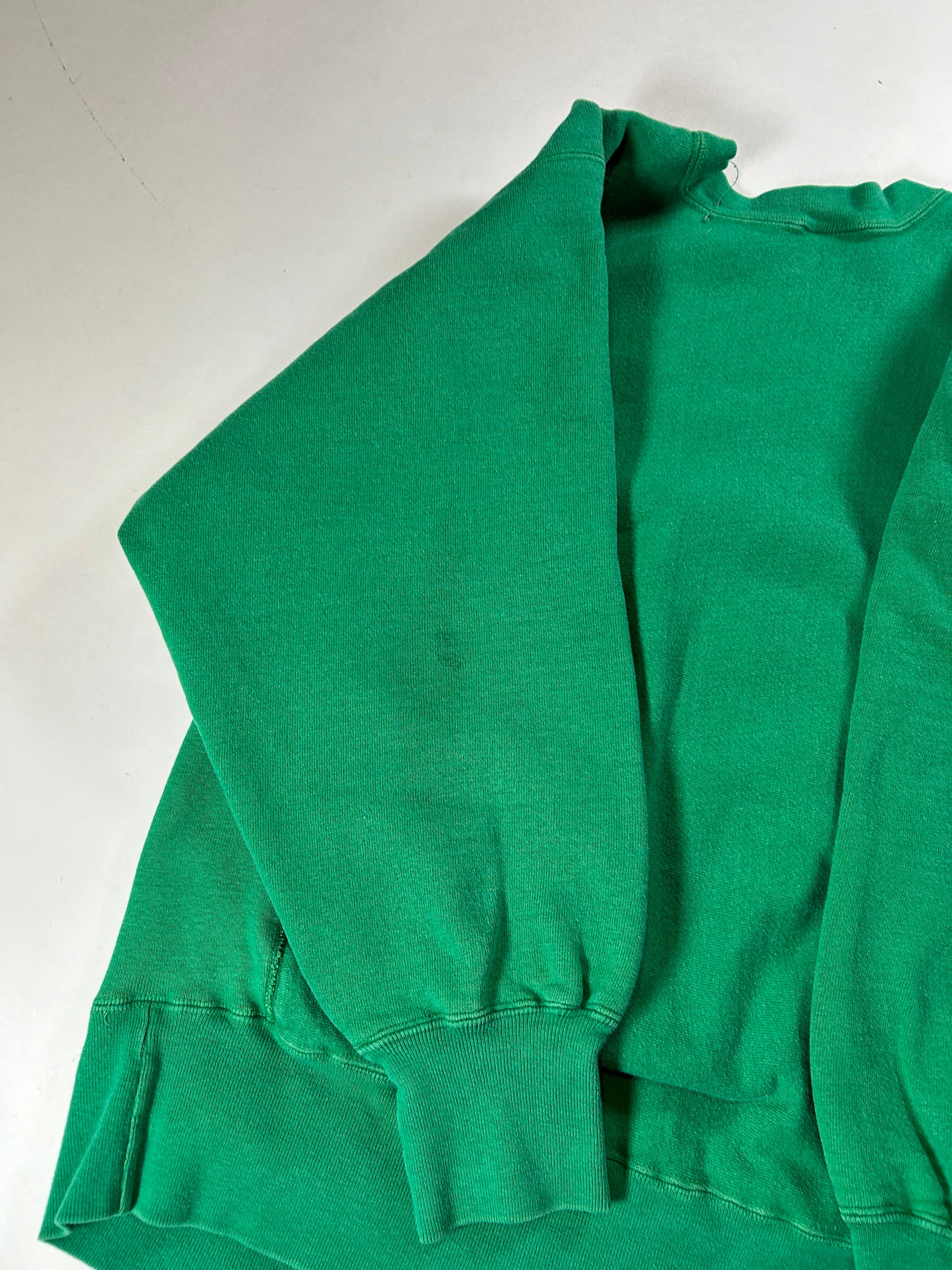 Vintage 80s Champion Reverse Weave Kelley Green Crewneck Sweatshirt 22.25x28.25 Inches Mediumish Fit