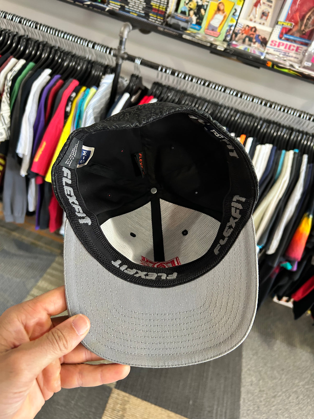 Vintage 2000s DC Shoes All Over Repeat Logo FlexFit Hat Small/Medium Fit