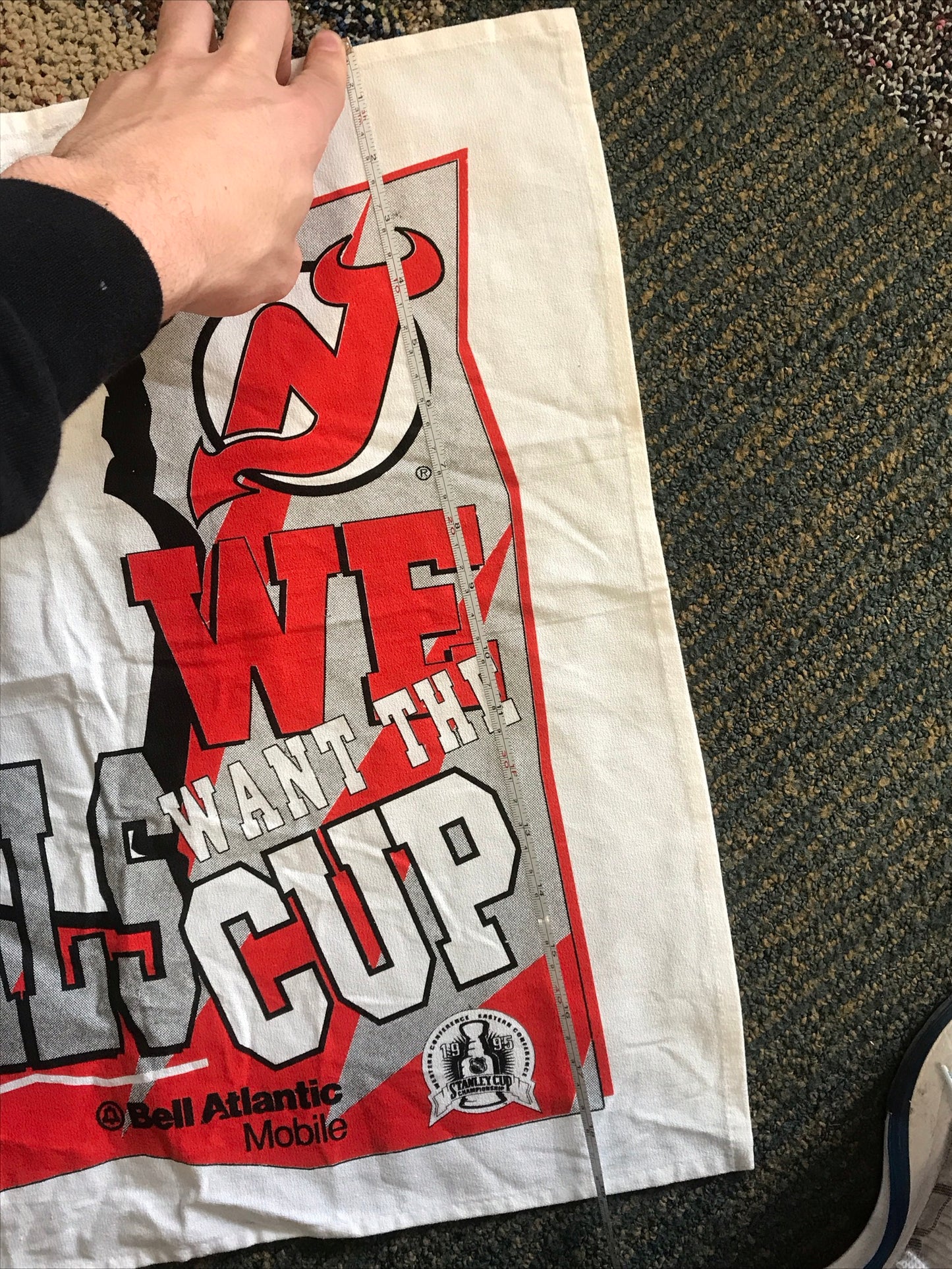 Vintage 1995 NHL New Jersey Devils Rally Towel Stanley Cup Finals Championship