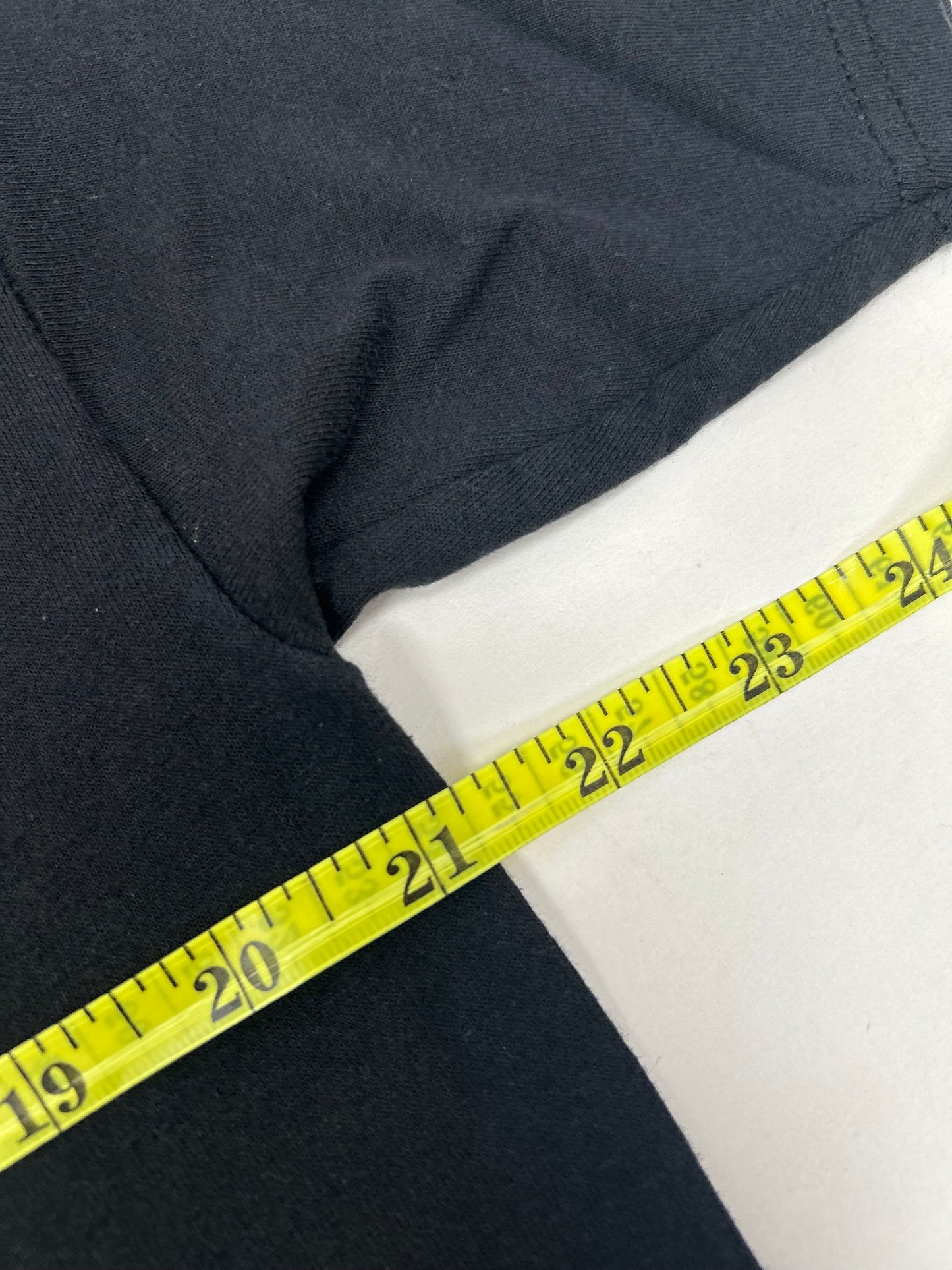 Vintage GameStop Guitar Hero World Tour Tee Large 21.25x29 Inches