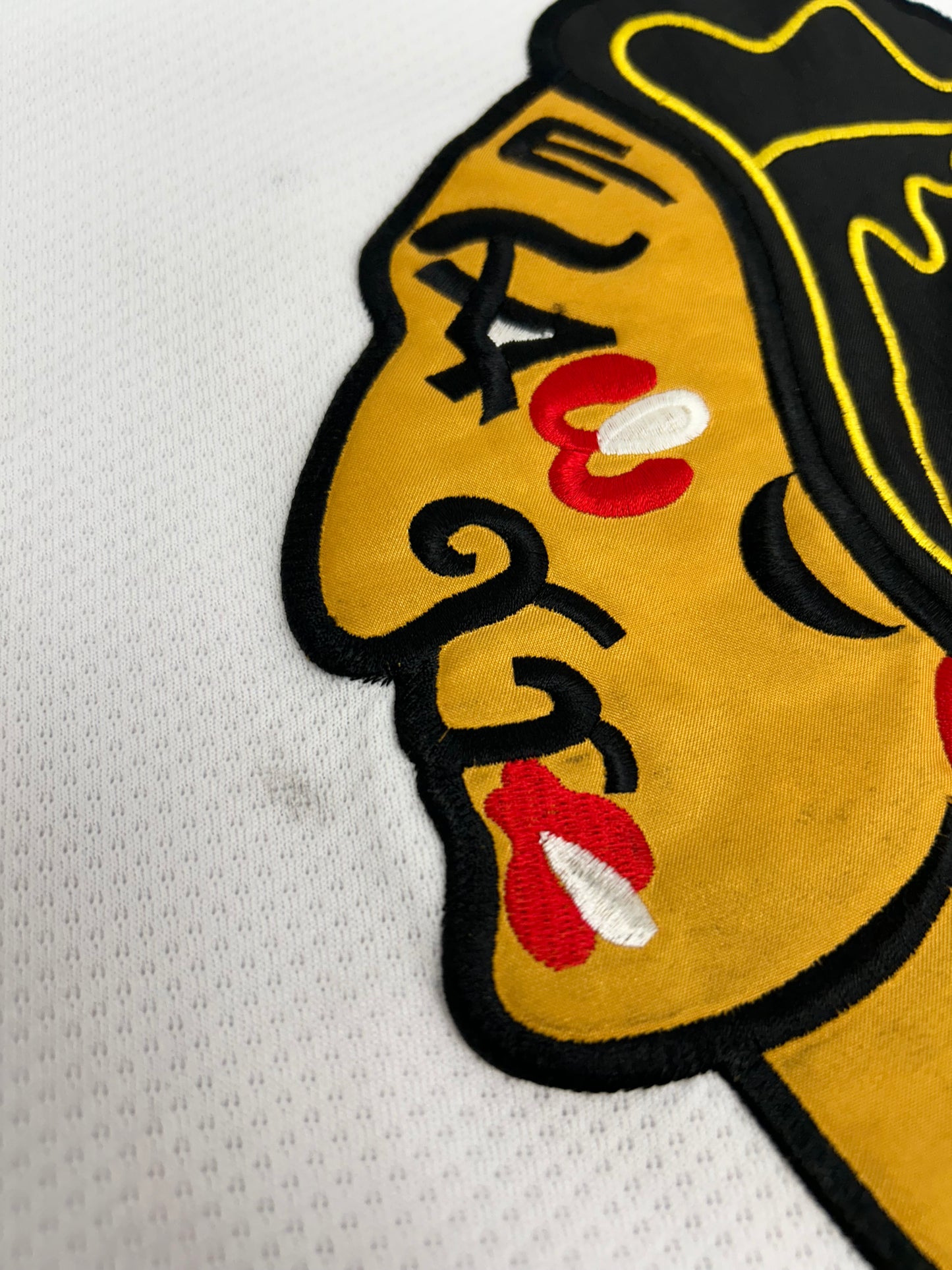 Vintage Starter NHL Chicago Blackhawks Jeremy Roenick Hockey Jersey Men’s Large 28x29.75 Inches