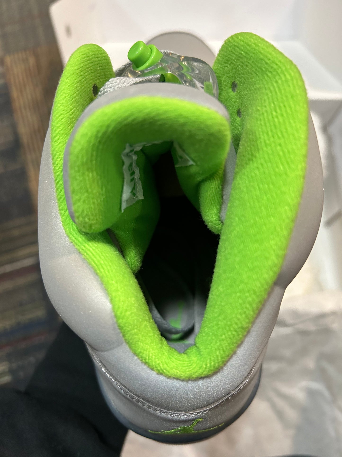 2022 Nike Air Jordan 5 Retro Green Bean 3M Size 13 DS Brand New