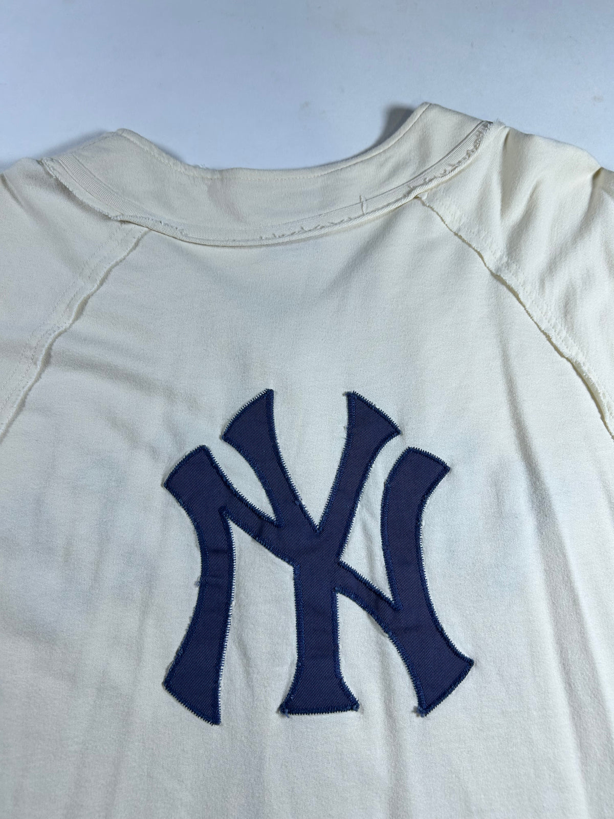 Vintage 2000s Nike Team New York Yankees Baseball Jersey Blank Cream L/XL 25x32.5 Inches