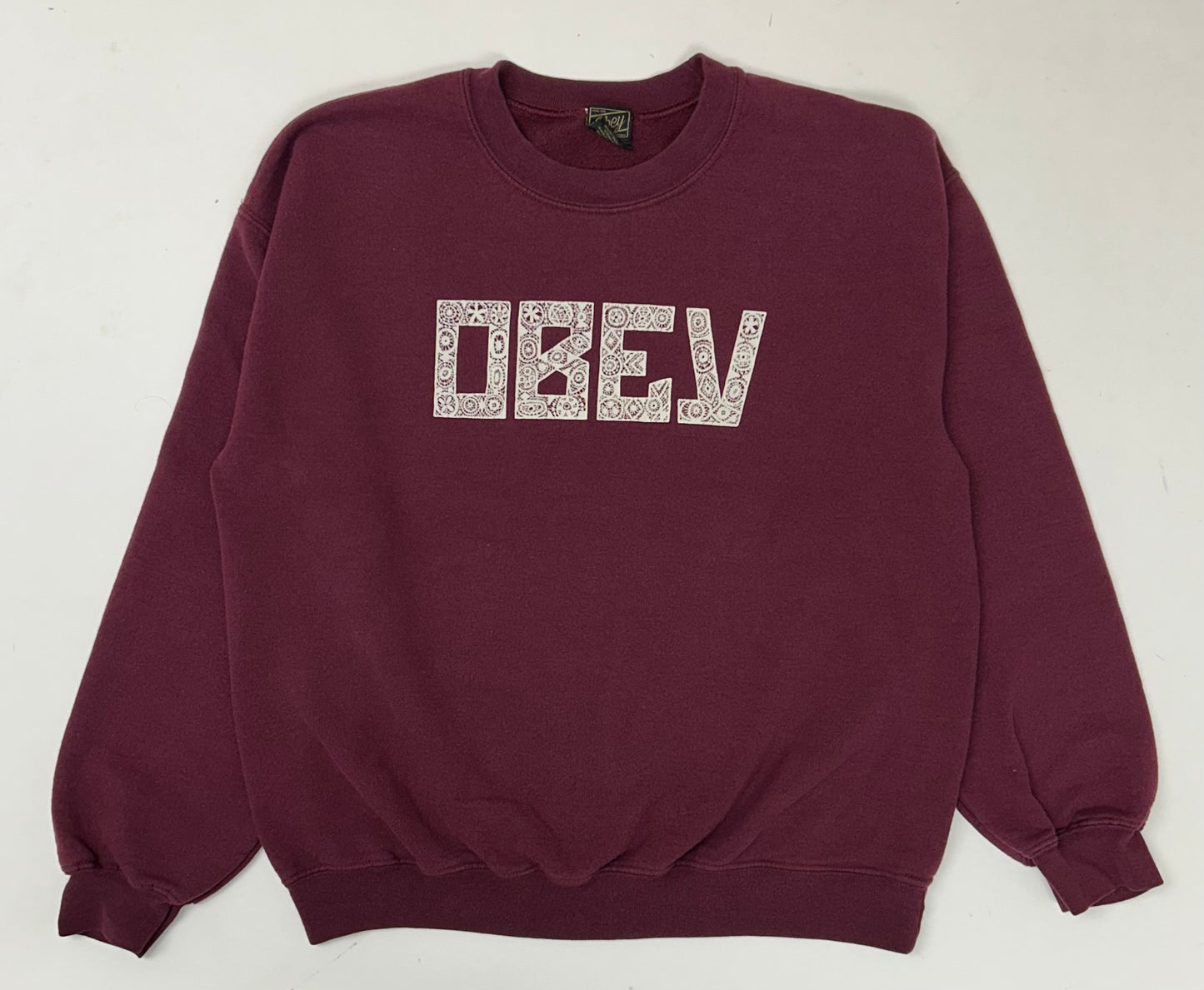 00s Obey Crewneck Sweatshirt Maroon Medium 22.5x25.5 Inches