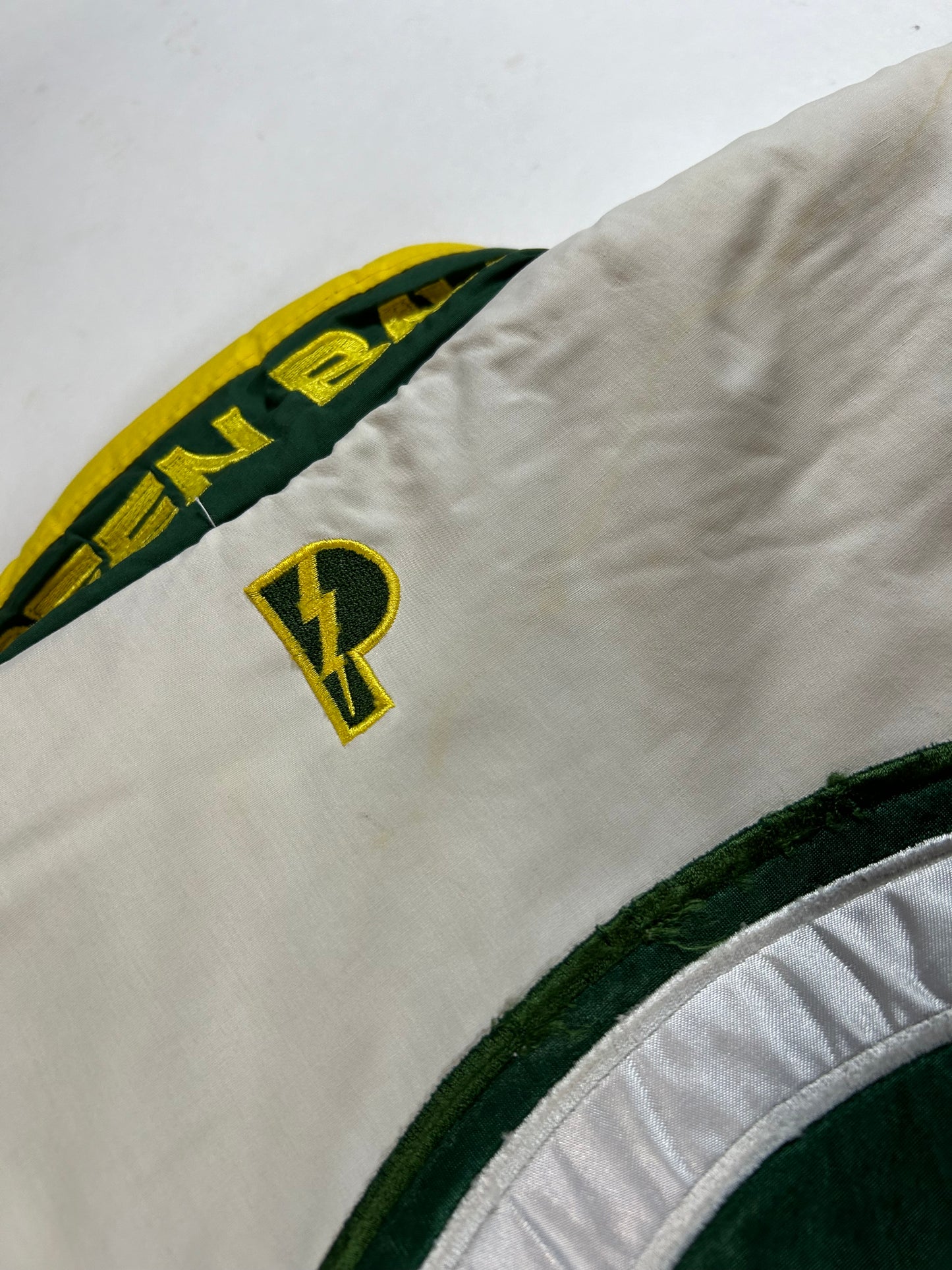 Vintage 90s Pro Player By Daniel Young Green Bay Packers NFL Zip Up Puffer Jacket Large 27.5x28 Inches As Is Has Wear