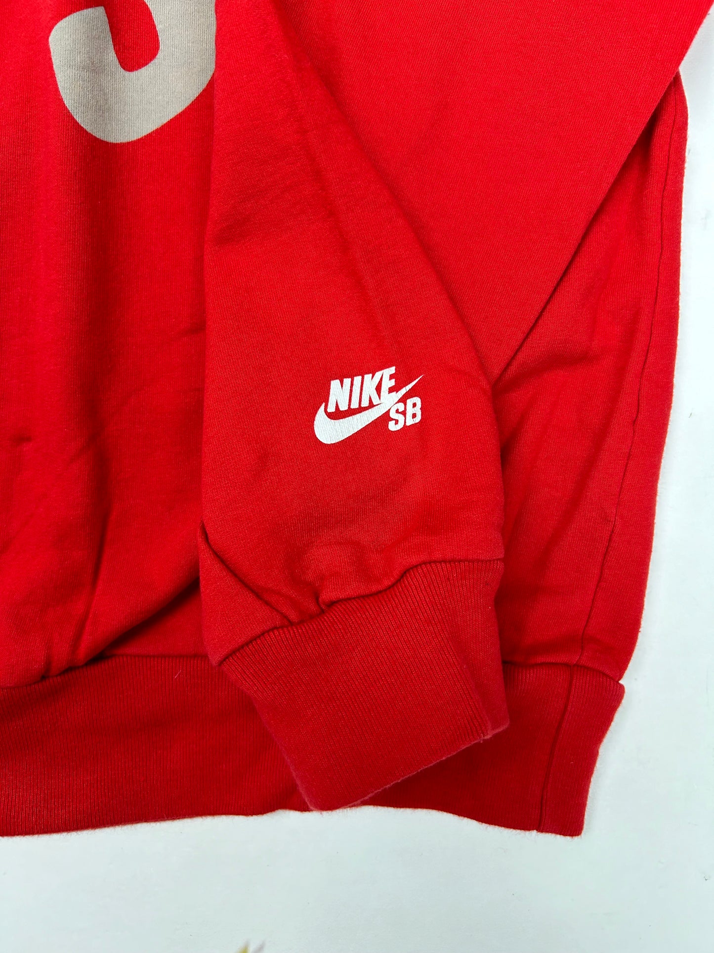 Nike SB Skateboard Crewneck Sweatshirt Made In USA Large/Medium Fit 23.5x27 Inches