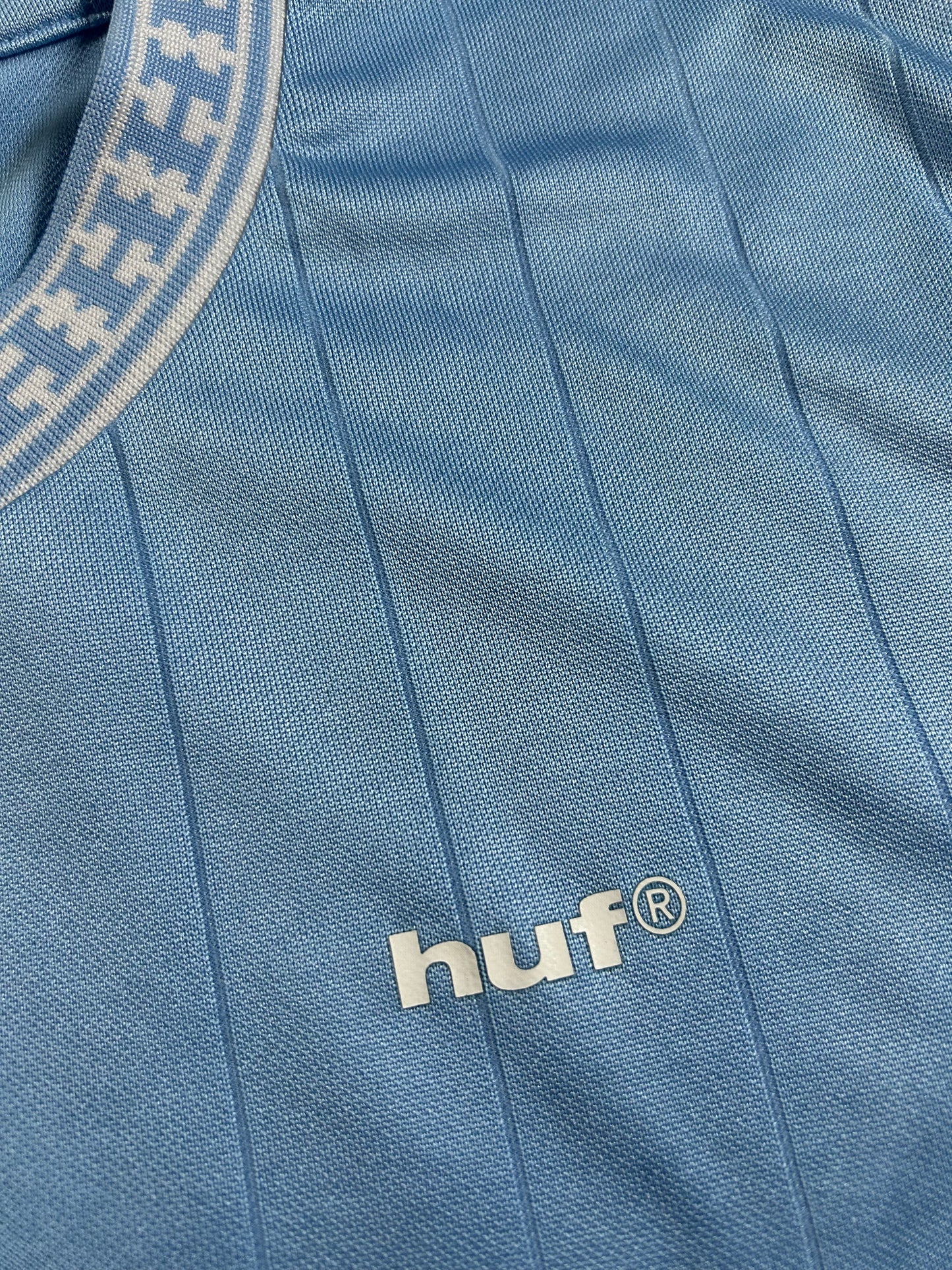 HUF WorldWide Celebrates 20 Years Soccer Jersey Tee Medium 21.5x28.75 Inches Blue Skateboarding