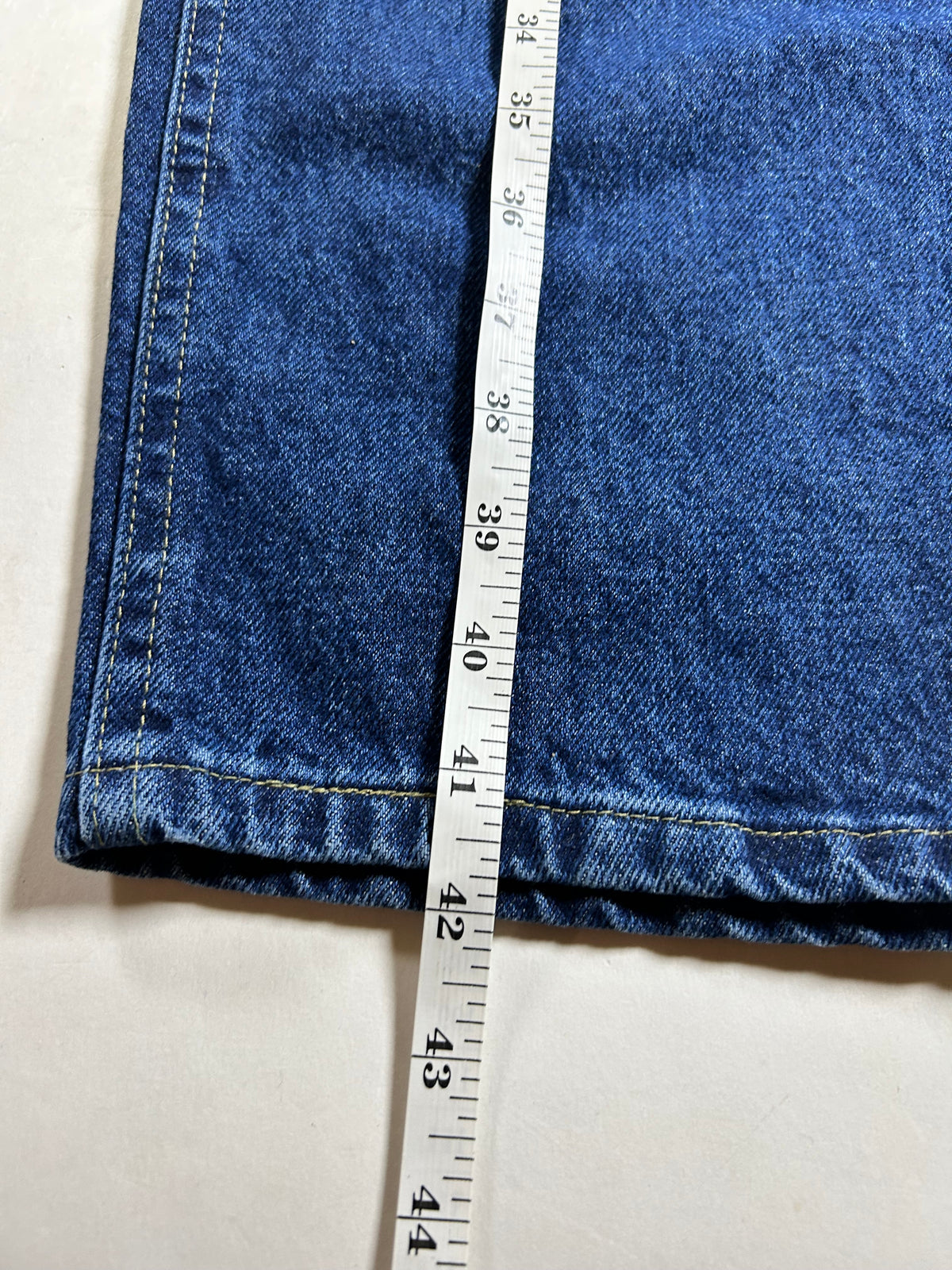 Vintage Lee Blue Jeans Relaxed Fit Deadstock NWT Size 36x30 Tapered Leg 1999 New About 17.25x42 Inches