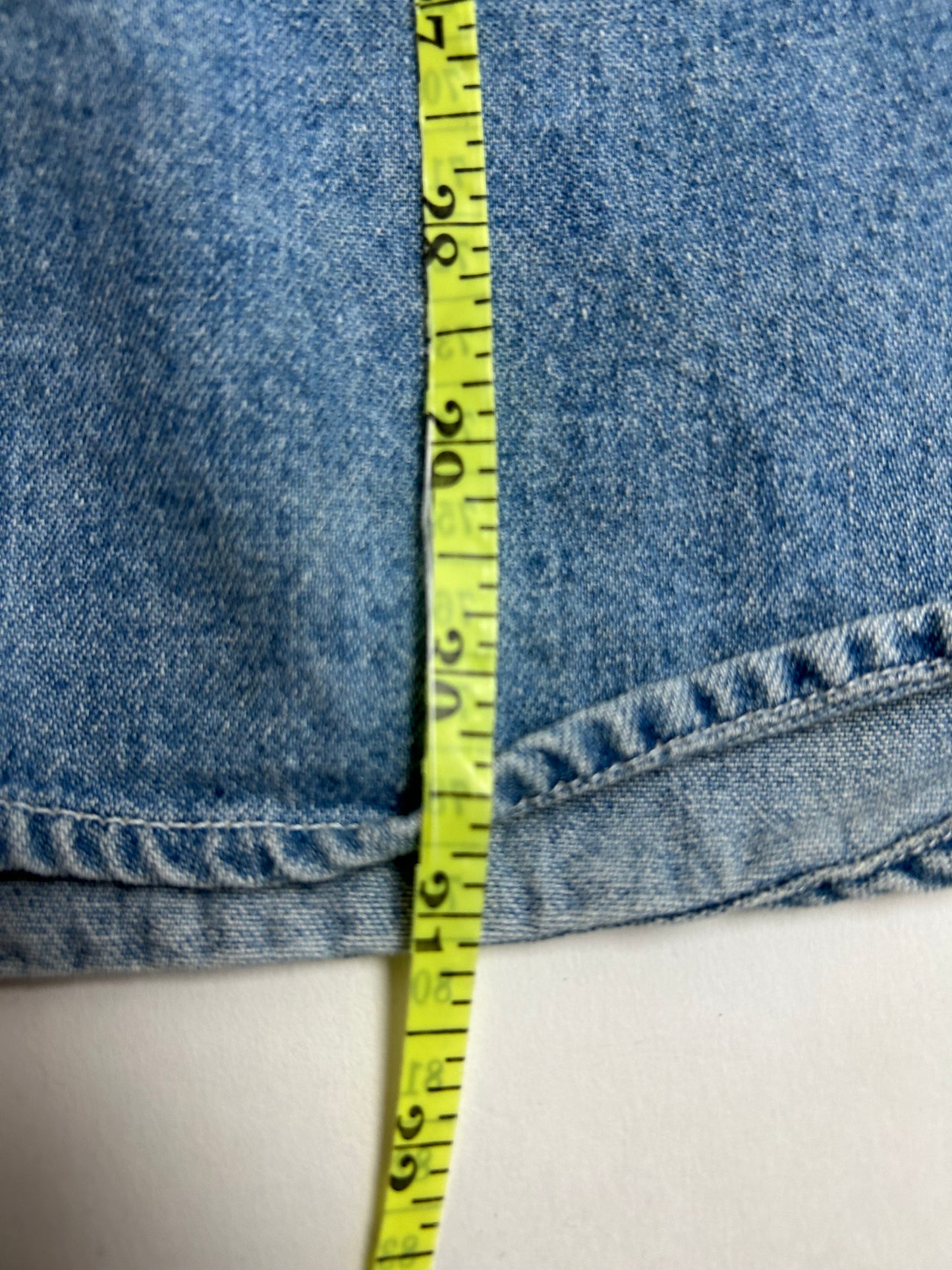 Vintage 1993 Acme Clothing Co. Warner Bros Football Embroidered Logo Denim Button Up Shirt Medium 23.75x30.75 Inches