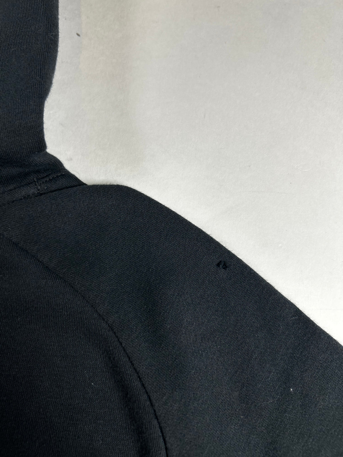 Nike Russell Wilson 3 Brand Born For This Hoodie Sweatshirt Youth XL 19.75x26 Inches