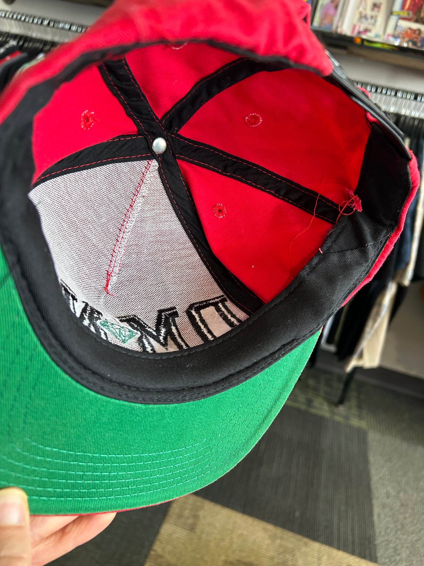 Diamond Supply Co SnapBack Hat Cap Red DMND Embroidered Logo Skate Streetwear