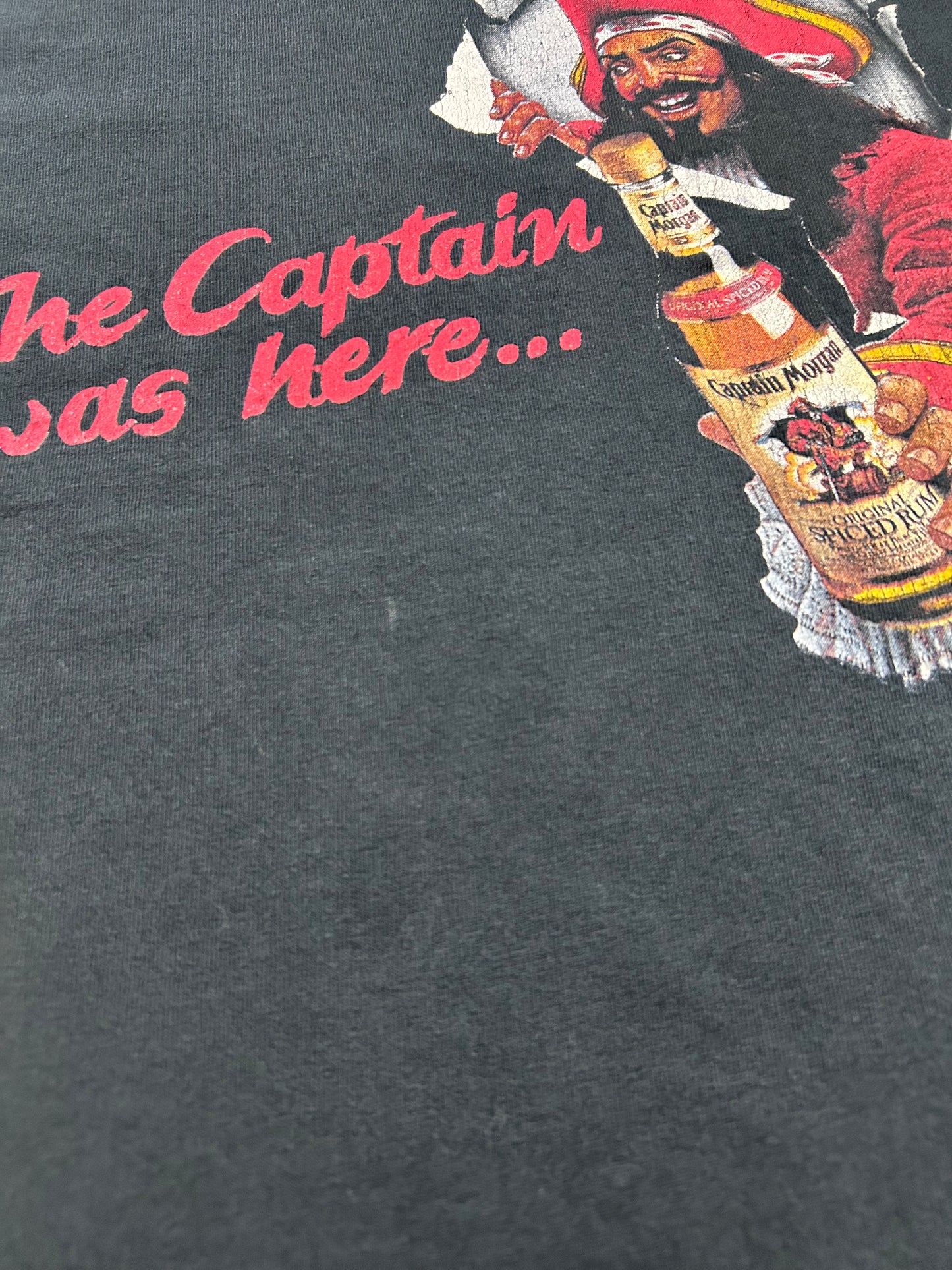 Vintage 2000s Captain Morgan Original Spiced Rum Alcohol New Jersey Promo Tee XL 24.25x29.75 Inches