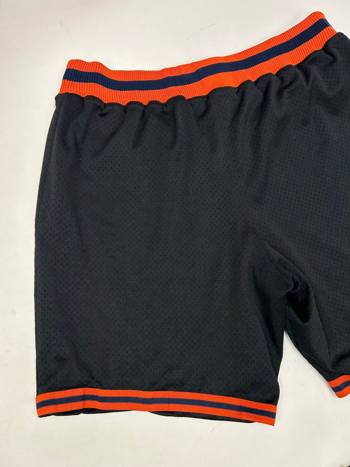 Vintage Nike Team New York Knicks Shorts 1978 Throwback Rewind Mens XL 20x22.25 Big Fit Elastic & Drawstrings Works 90s