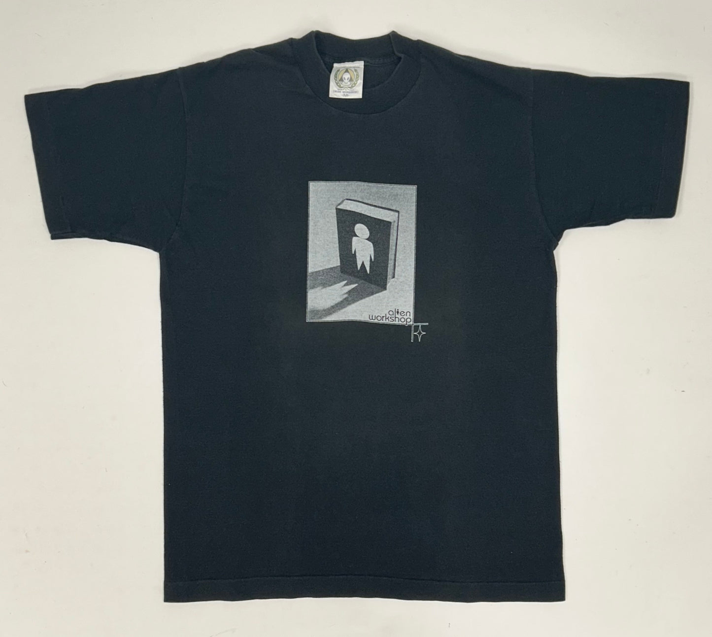Vintage Alien Workshop Skate Book Bible Shadow Graphic Tee Medium 20x28 Inches