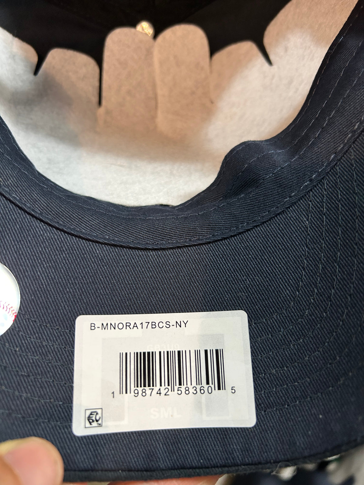 New York Yankees MLB Baseball Women's Hat Cap Adjustable Gem Sparkle Brand New