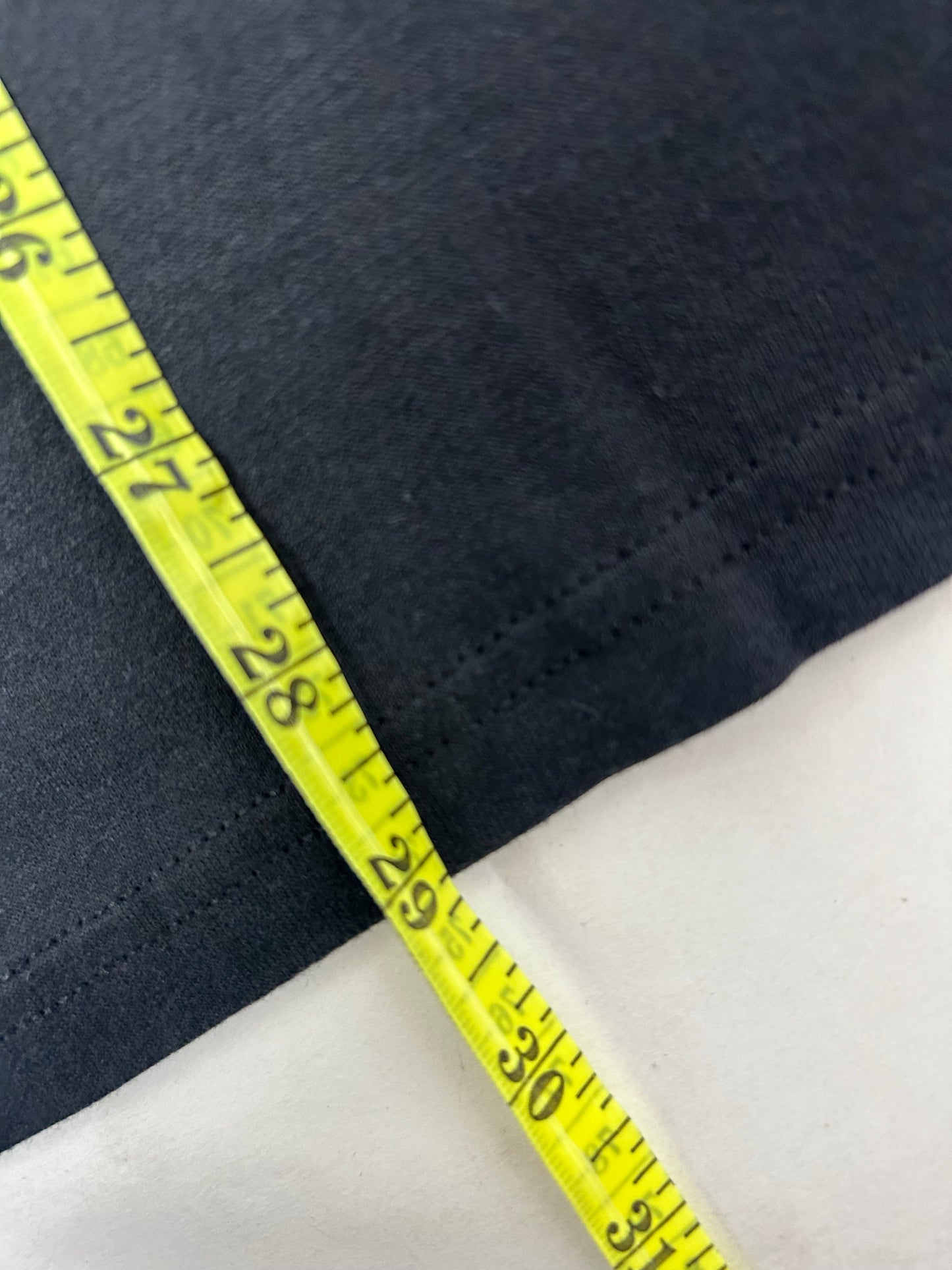 Vintage GameStop Guitar Hero World Tour Tee Large 21.25x29 Inches