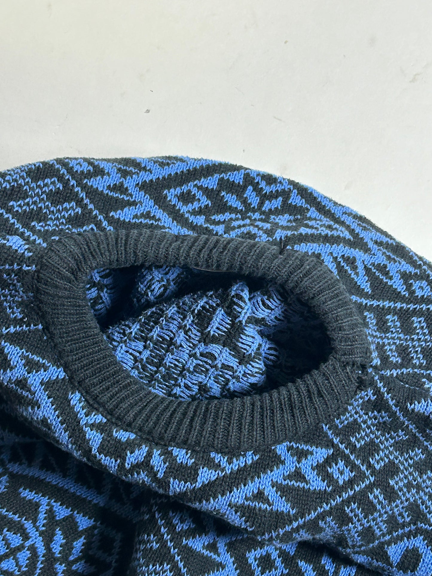 Vintage Calvin Klein Sport Petite Blue Black Geometric 90s USA Made Small Women’s 19x22 Inches