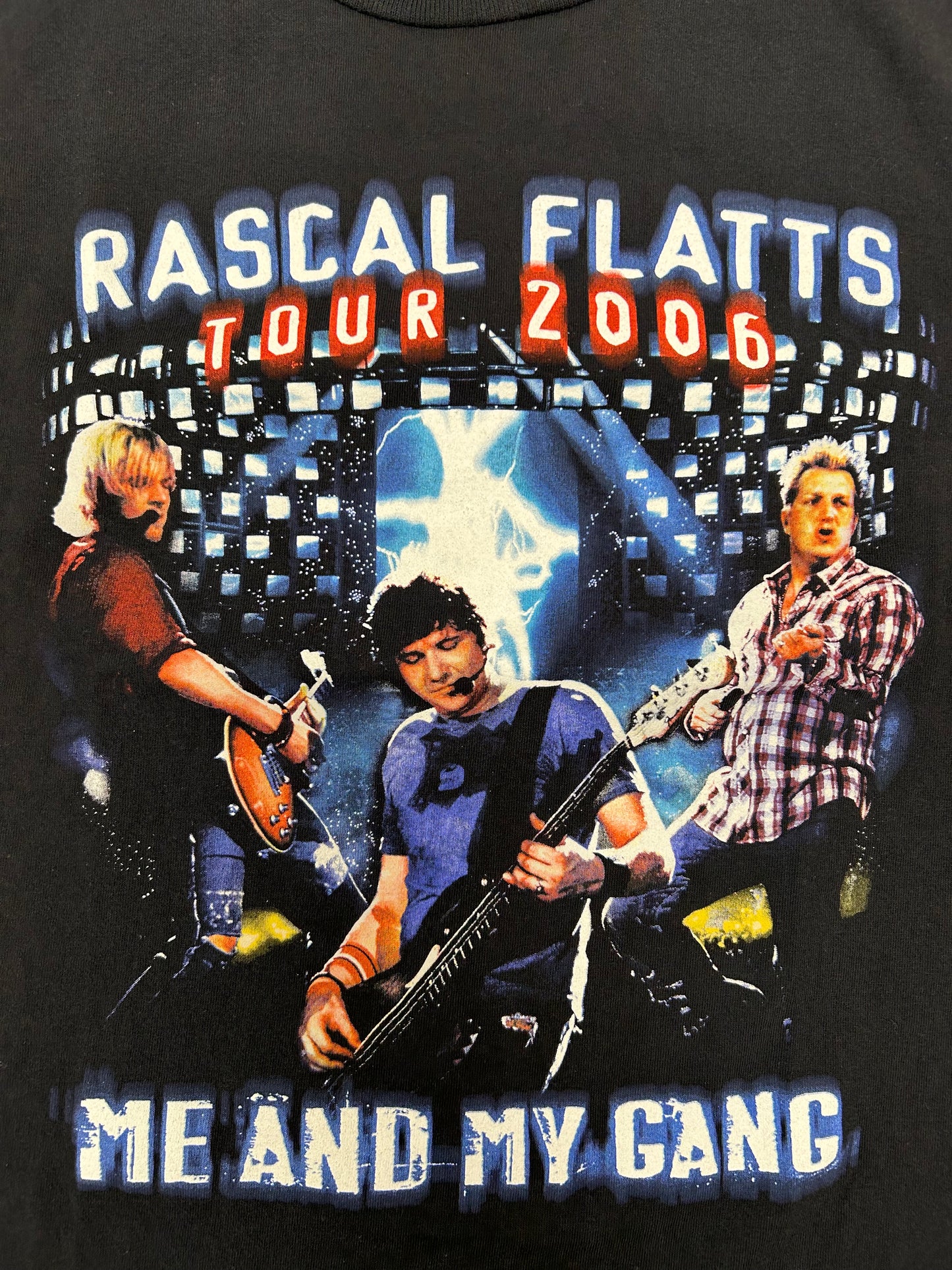 Vintage Rascal Flatts Me And My Gang Tour 2006 Music Band Tee Small 17.5x25 Inches