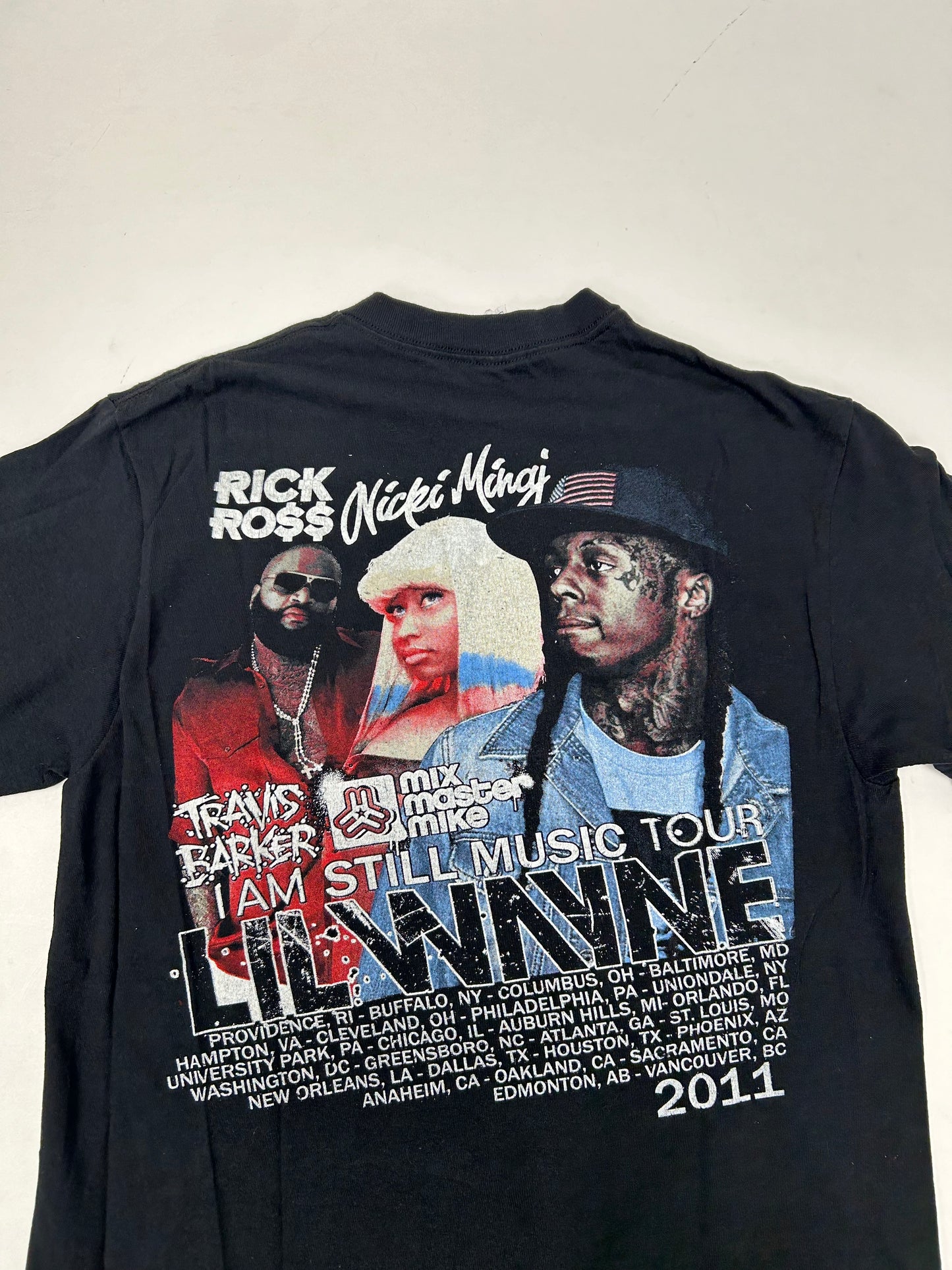 Lil Wayne I Am Still 2011 Tour Parking Lot Rap Hip-Hop Music Tee Medium 19x28.5 Inches