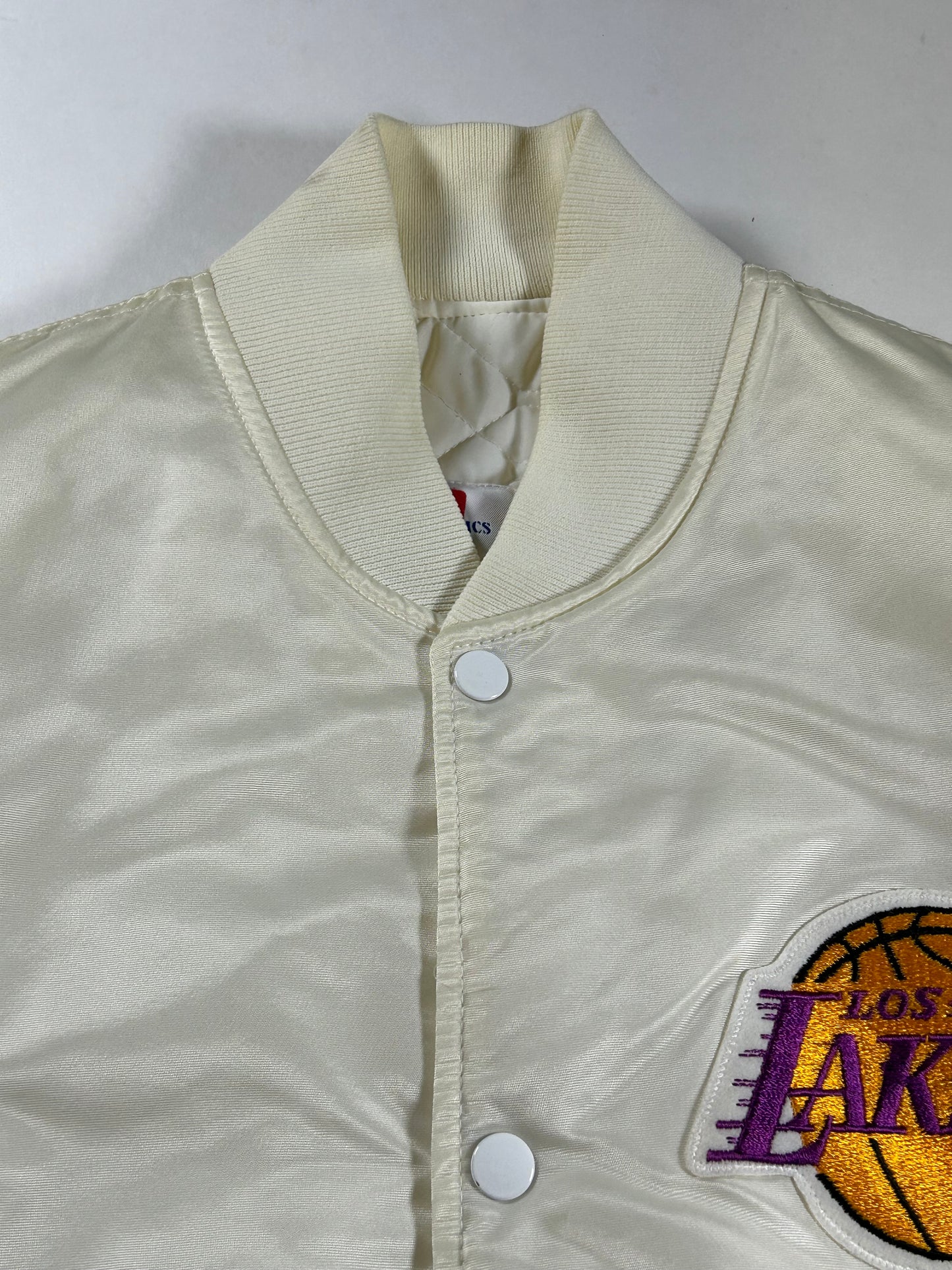 Vintage Starter Los Angeles Lakers Satin Jacket NBA 80s 90s XL/Large 26.5x/27.5 Inches