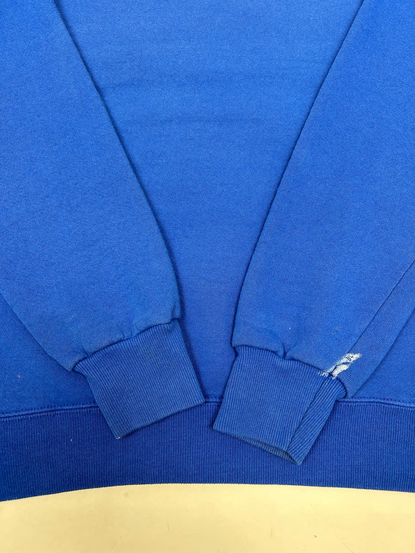 Vintage Lee St. Louis Rams NFL Crewneck Has Paint & Marks As Is Large/Medium 24.5x27.75 Inches