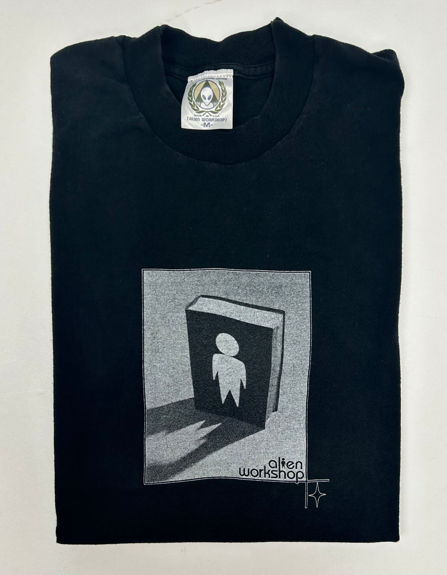 Vintage Alien Workshop Skate Book Bible Shadow Graphic Tee Medium 20x28 Inches