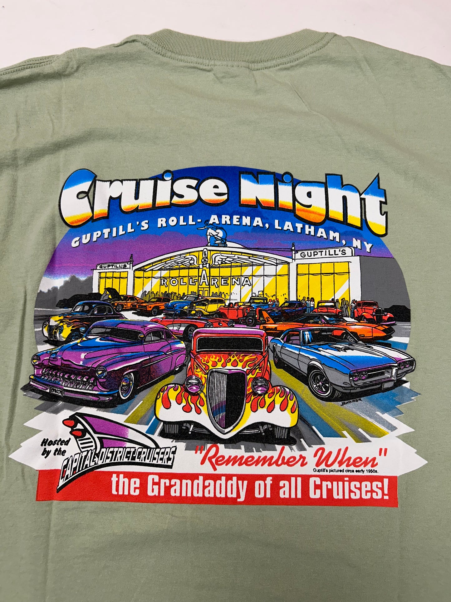 Vintage 2000s Cruise night Guptill’s Roll Arena Latham, NY Capital District Cruisers Car Event Tee Green Large 21.5x29.75 Inches