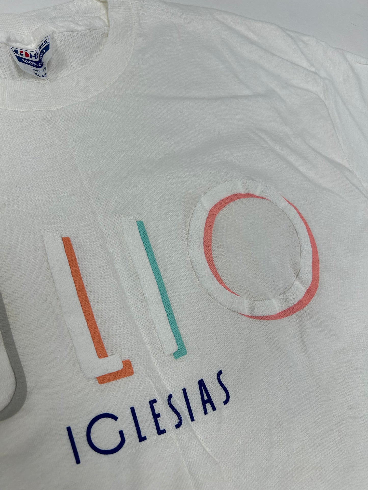 Vintage Julio Iglesias Music T Shirt 1988 Spanish Artist Puff Print Tee 22.25x30 Inches