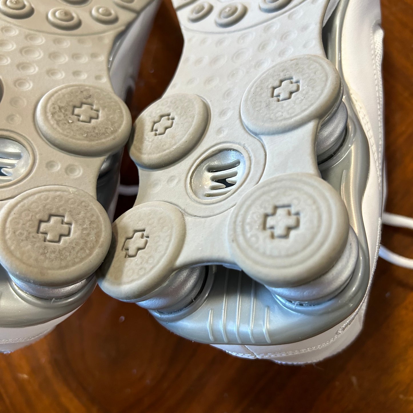 Nike Shox Avenue White 833584-100 2016 As Is No Box Good Condition