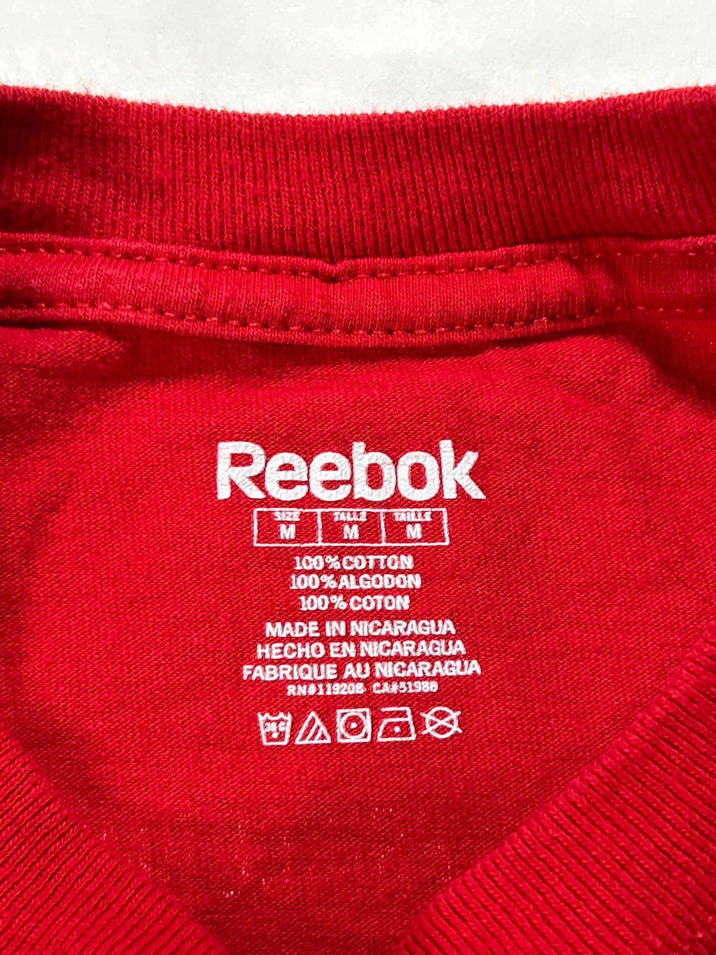 2012 Reebok New York Giants Super Bowl XLVI NFL Roster Tee Medium 19.5x28.25 Inches Red