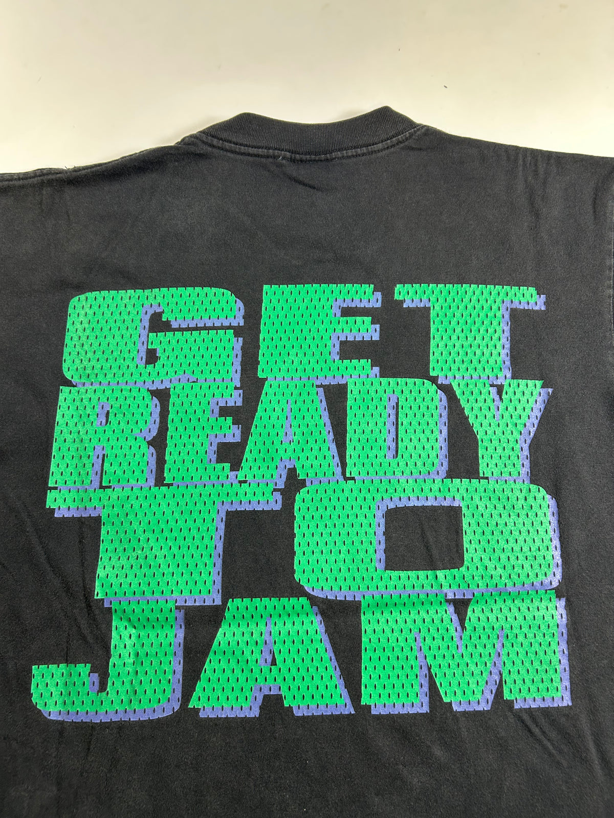 Vintage 1996 Space Jam Get Ready To Jam Movie Promo T-shirt Large 21.75x28 Inches