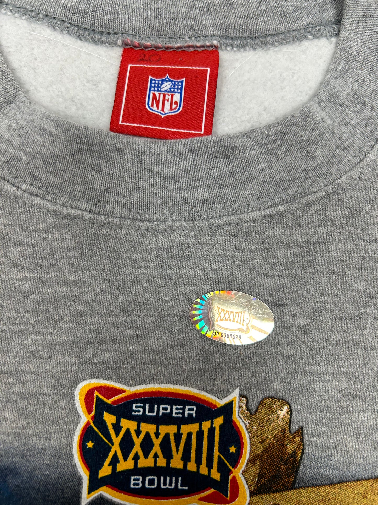 Vintage NFL Super Bowl XXXVIII 2004 Houston Texas Patriots Vs. Panthers Tee 2XL 29.5x32.25 Inches