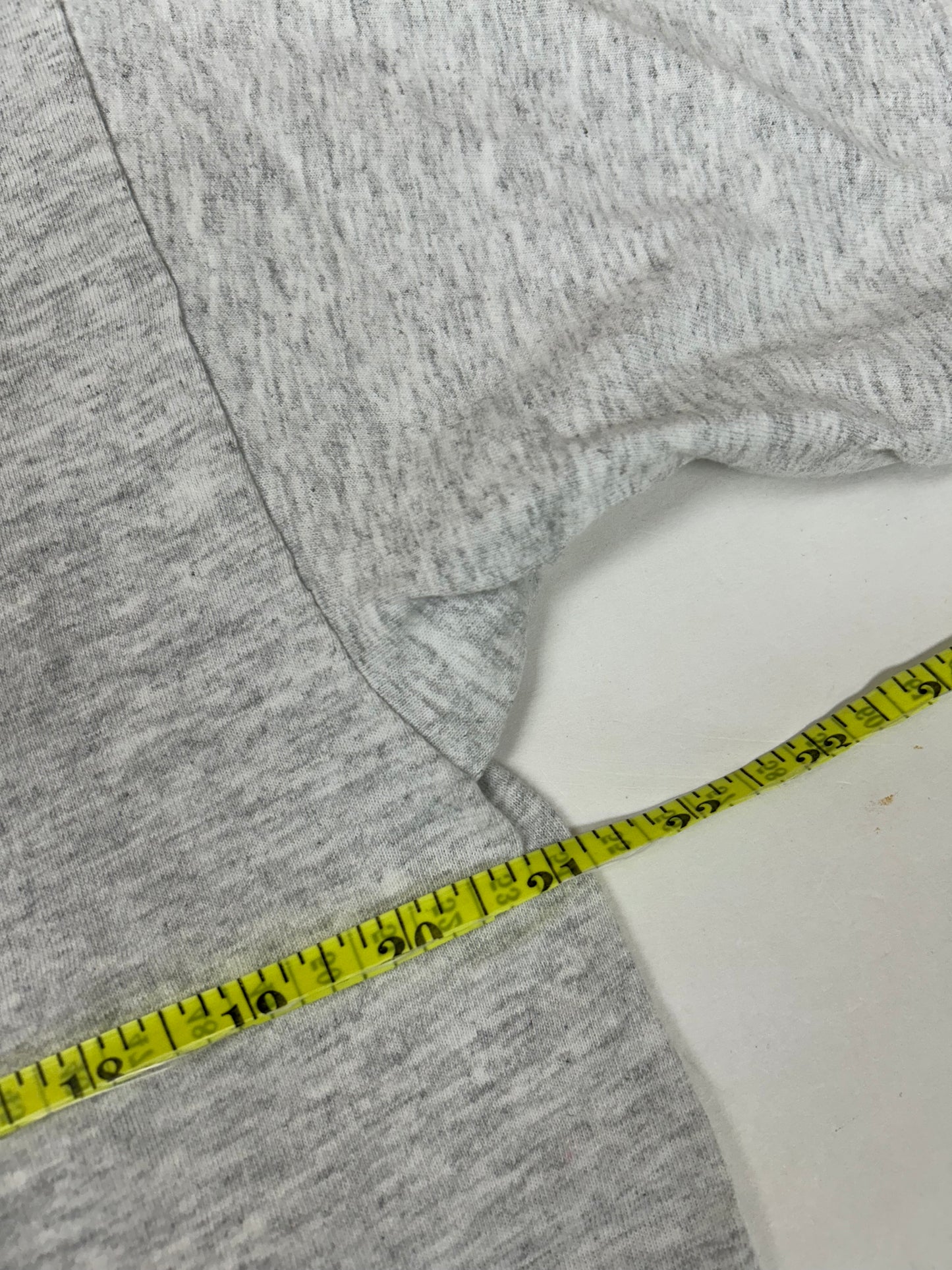 Vintage Alpha Industries Graphic T-Shirt Heather Grey Made in USA Large 21.25x30 Inches