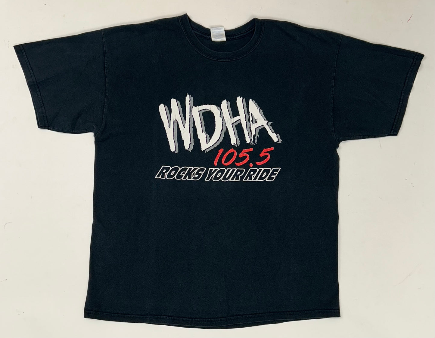Vintage 00s WDHA 105.5 Rocks Your Ride Driven By Dover Nielsen Automotive Group Promo Tee XL