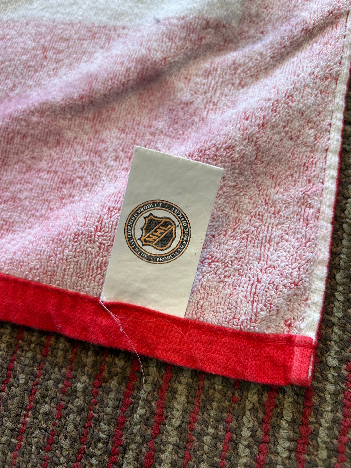 Vintage Chicago Blackhawks NHL 100% Cotton Beach Towel About 29.75x58.75 Inches