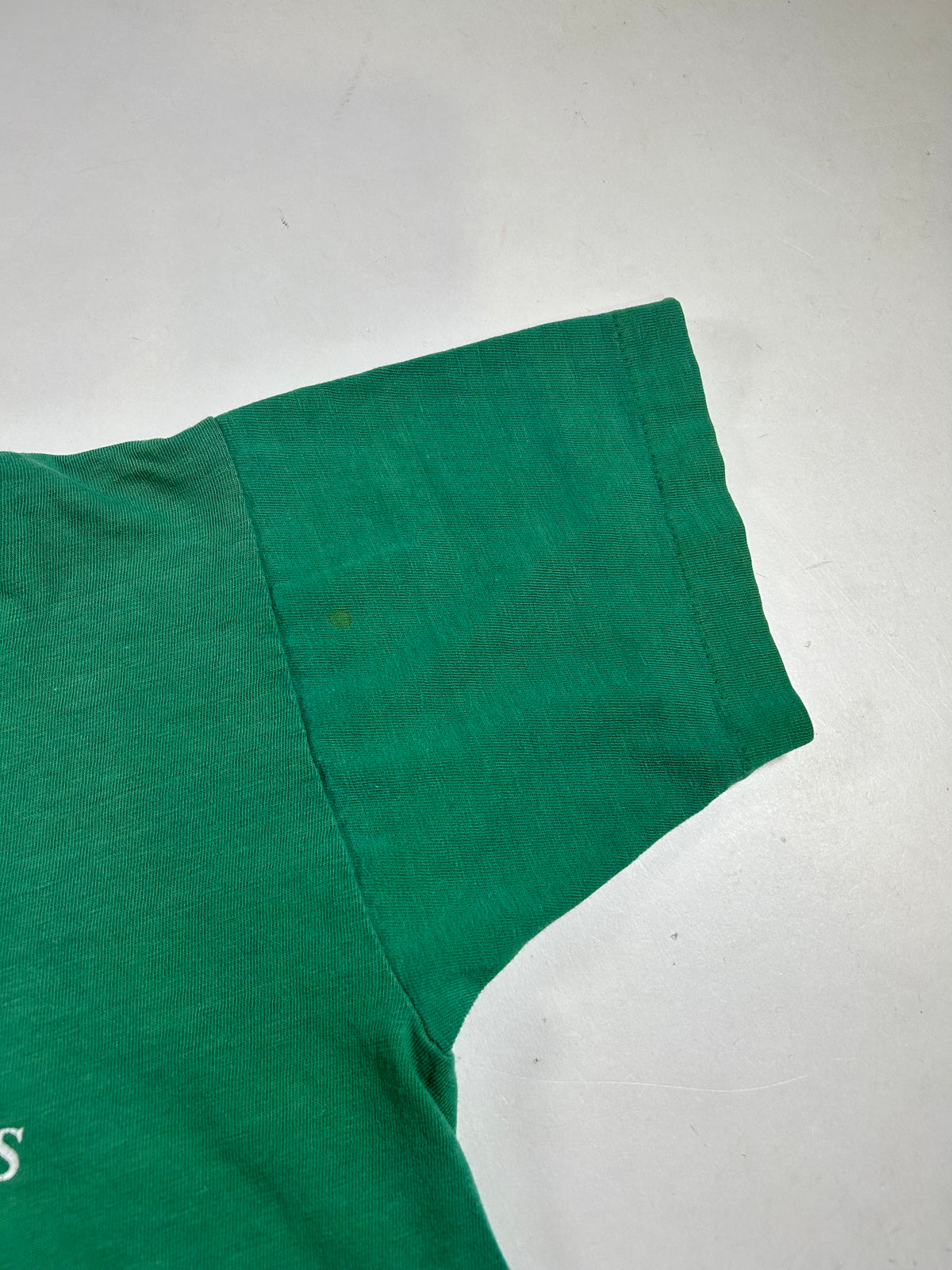 Vintage Masters Golf Champion Blue Bar Tee Distressed USA Single Stitch 16.5x22 Inches