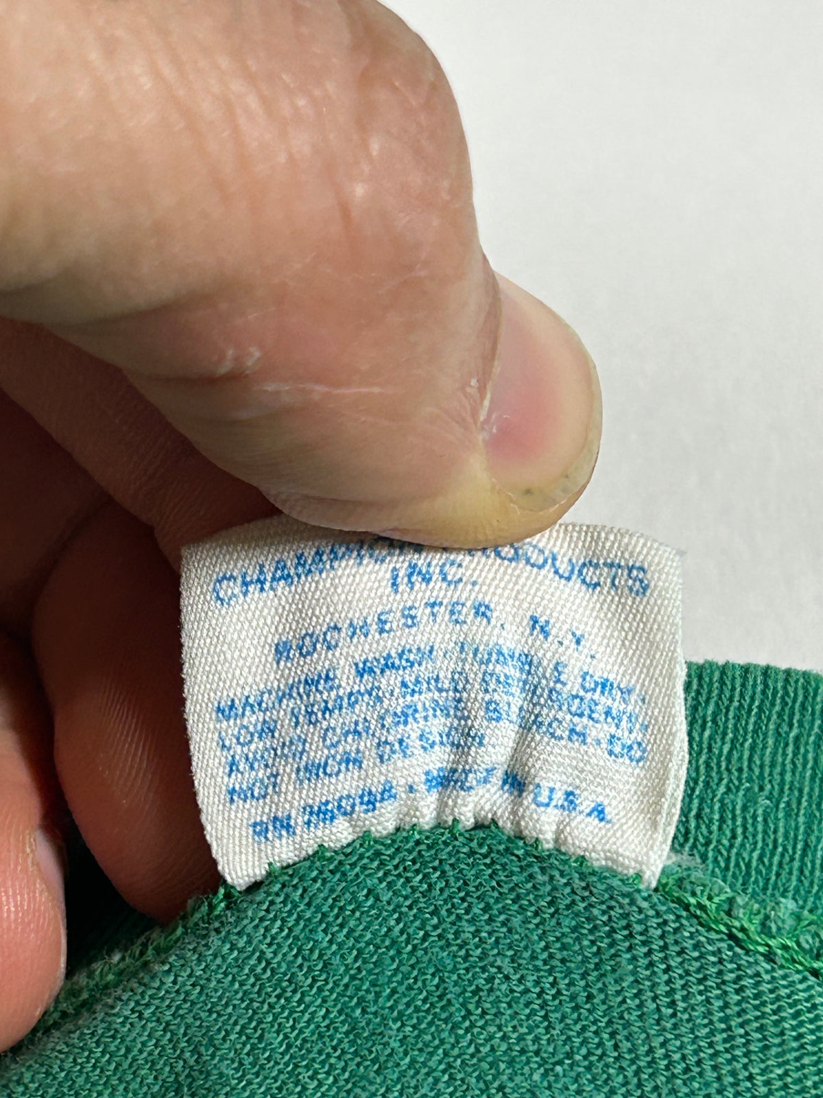 Vintage Masters Golf Champion Blue Bar Tee Distressed USA Single Stitch 16.5x22 Inches
