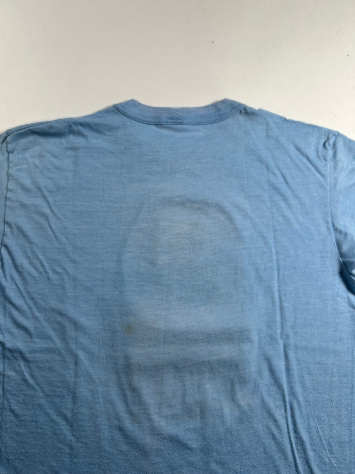 Vintage Star Wars The Empire Strikes Back V 1980 ESB Original Cast &amp; Crew Tee Medium/Small Fit 19.75x24.5 Inches