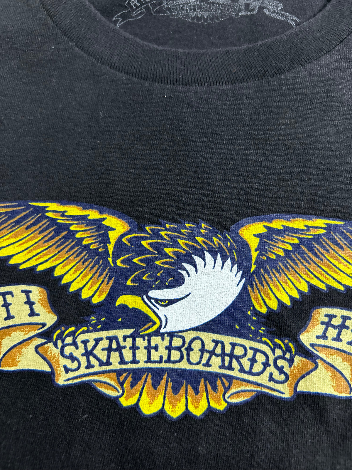 Anti-Hero Skateboards Eagle Logo Graphic Skate Tee Large 21.75x29 Inches